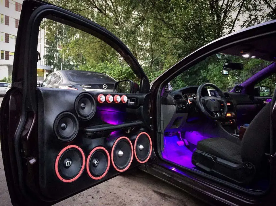 Sonorisation et amplification automobile
